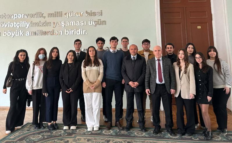 BDU tələbələri DİA-da “Azərbaycanın dövlət müstəqilliyi və konstitusion inkişaf tarixi” mövzusunda məruzə ediblər
