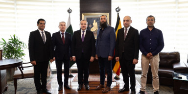 BDU nümayəndə heyəti Pakistanın Lahor Universitetinə səfər edib