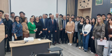 BDU-da “Azərbaycanda regional iqlim dəyişmələrinin çayların su ehtiyatına təsiri” mövzusunda təqdimat