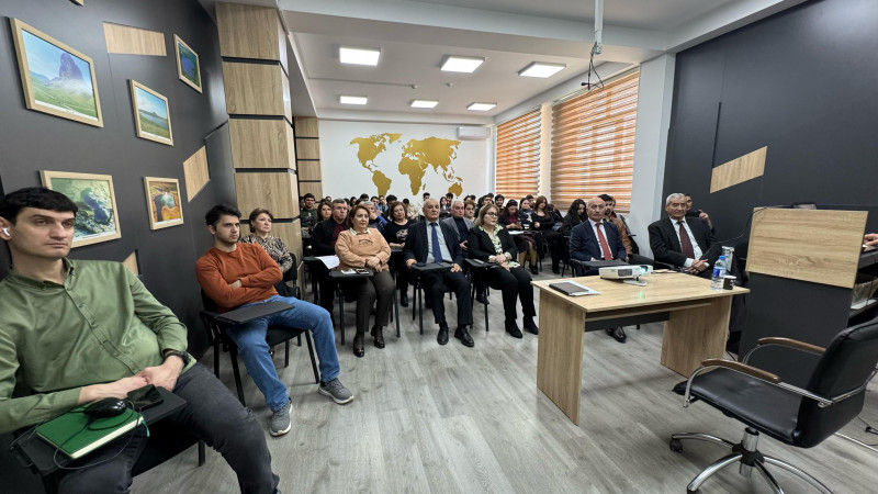 BDU-da elmi seminar: “Planetimizin buzlaşma mərhələləri”