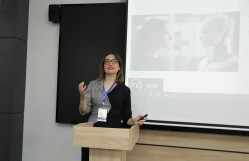 “Rəqəmsal dövrdə media və kommunikasiya fəaliyyəti” mövzusunda Beynəlxalq konfrans öz işinə başlayıb