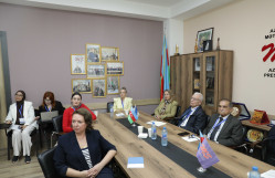 “Rəqəmsal dövrdə media və kommunikasiya fəaliyyəti” mövzusunda Beynəlxalq konfrans öz işinə başlayıb