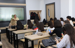 "I Rus inqilabı dövründə mətbuat" mövzusunda açıq dərs