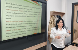 "Televiziya dili" mövzusunda açıq dərsi keçirilib