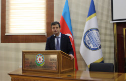 XİN-in mətbuat katibi Ayxan Hacızadə BDU-nun tələbələri ilə görüşüb