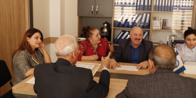 “Publisistik yaradıcılığın elmi araşdırılmasında poetikanın yeri” mövzusunda elmi seminar keçirilib