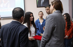 Jurnalistika fakültəsində Qənirə Paşayeva işığı