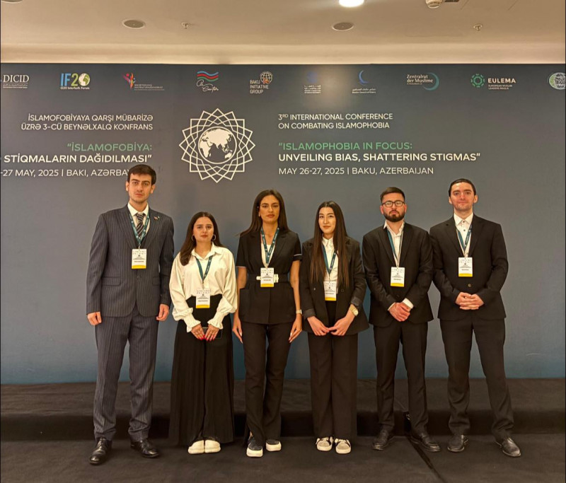 Tələbələrimiz “İslamafobiya: Qərəzin ifşa olunması və stiqmaların dağıdılması” konfransında