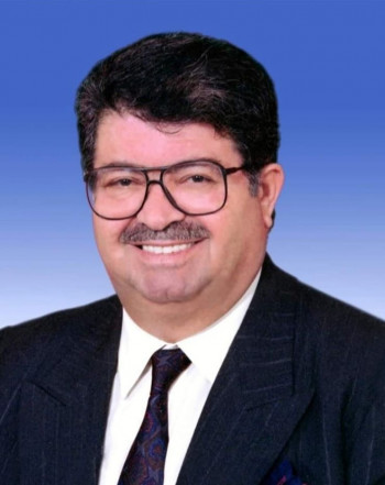 TURGUT ÖZAL