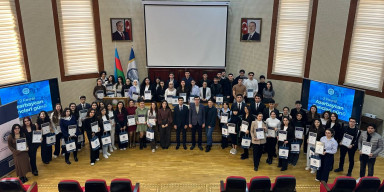 BDU THİK aktiv tələbələri mükafatlandırıb