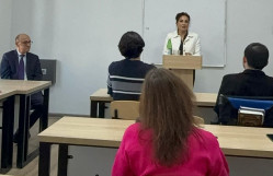 BDU-da “Şərq elmi-nəzəri, filoloji fikri və onun poetika sahəsi” mövzusunda ustad dərsi