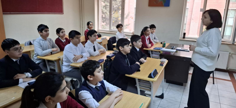 BDU-nun nəzdində “Gənc istedadlar” liseyində 20 Yanvar faciəsinin 35-ci ildönümünə həsr olunmuş xüsusi dərslər keçirilib