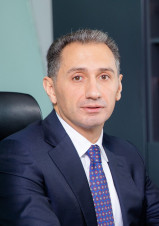 RƏŞAD NƏBİYEV