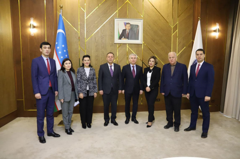 BDU nümayəndə heyəti Daşkənd Dövlət Şərqşünaslıq Universitetində