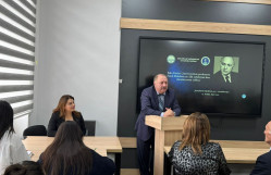 BDU-nun Jurnalistika fakültəsində professor Famil Mehdinin 90 illik yubileyinə həsr olunmuş tədbir keçirilib