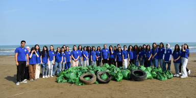 IDEA və BDU-nun birgə təşkilatçılığı ilə Sumqayıt çimərliyinin sahil zolağında təmizlik aksiyası keçirilib