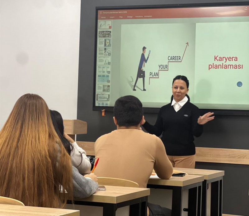 Təhsil Tələbə Kredit Fondu BDU tələbələri üçün təlim keçirib