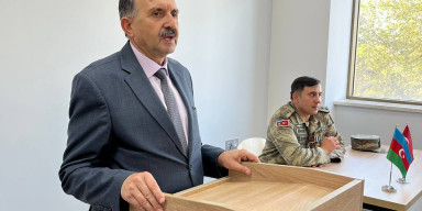 BDU-nun İnformasiya və sənəd menecmenti fakültəsində qazi məzunla görüş