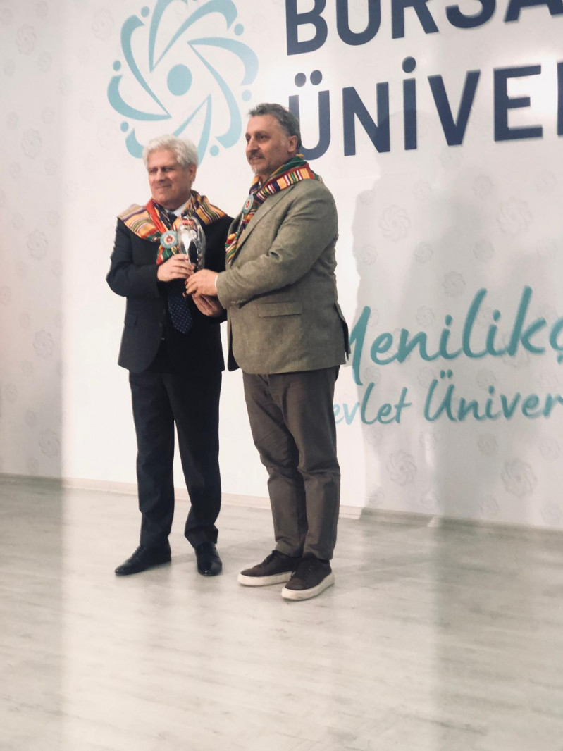 BDU-nun professoru Arif Səlimov Türk dünyası üzrə Əl-Xarəzmi mükafatına layiq görülüb