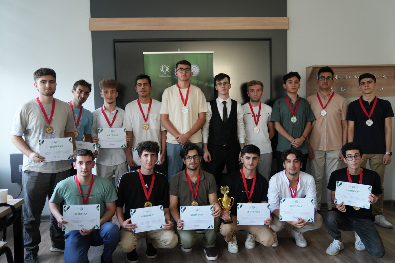 BDU-da “Gənc proqramçılar” müsabiqəsi keçirilib