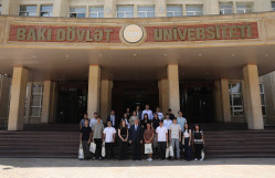 Dövlət Proqramı və Hökumətlərarası Təqaüd Proqramlarının qalibi olan BDU məzunlarının bir qrupu ilə görüş