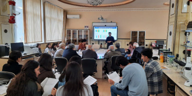BDU-da nanokompozit təbəqələrin hazırlanması və istifadəsinə dair elmi seminar keçirilib