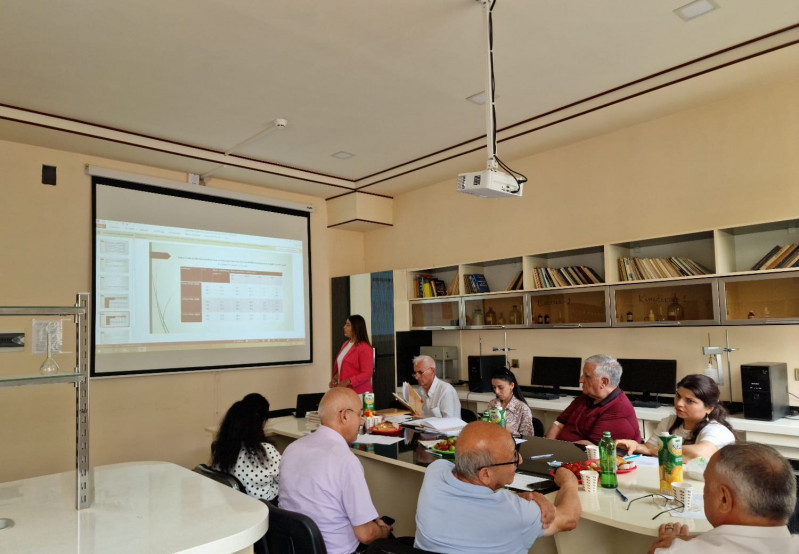 Magistr dissertasiya işlərinin müdafiəsi