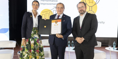 BDU QS reytinq təşkilatı tərəfindən “Performansın Yüksəlməsi Mükafatı” ilə təltif olunub