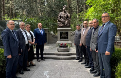 Akademik Rəfiqə xanım Əliyevanın anım günüdür