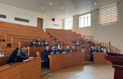 Analitik kimya kafedrasında elmi seminar keçirilib