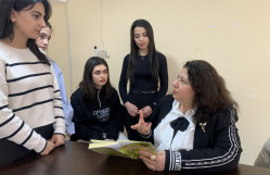 Pedaqoji praktika uğurla davam edir