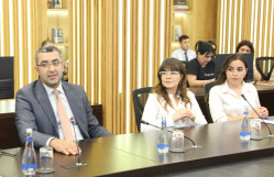 IELTS imtahanında uğur qazanmış BDU tələbələrinin təltifolunma mərasimi