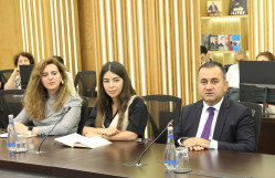IELTS imtahanında uğur qazanmış BDU tələbələrinin təltifolunma mərasimi
