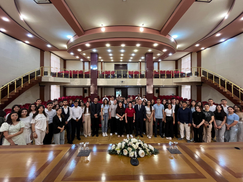 BDU-nun ictimai həyatında fəal iştirak edən könüllülər təltif olunublar