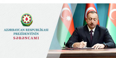 Jurnalistika fakültəsinin müəllimləri təltif ediliblər