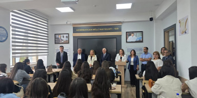 Jurnalistika fakültəsinin 1-ci kursları ilə görüş