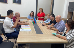 Doktorantların birillik hesabatları dinlənilib