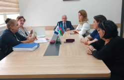 Doktorantların birillik hesabatları dinlənilib