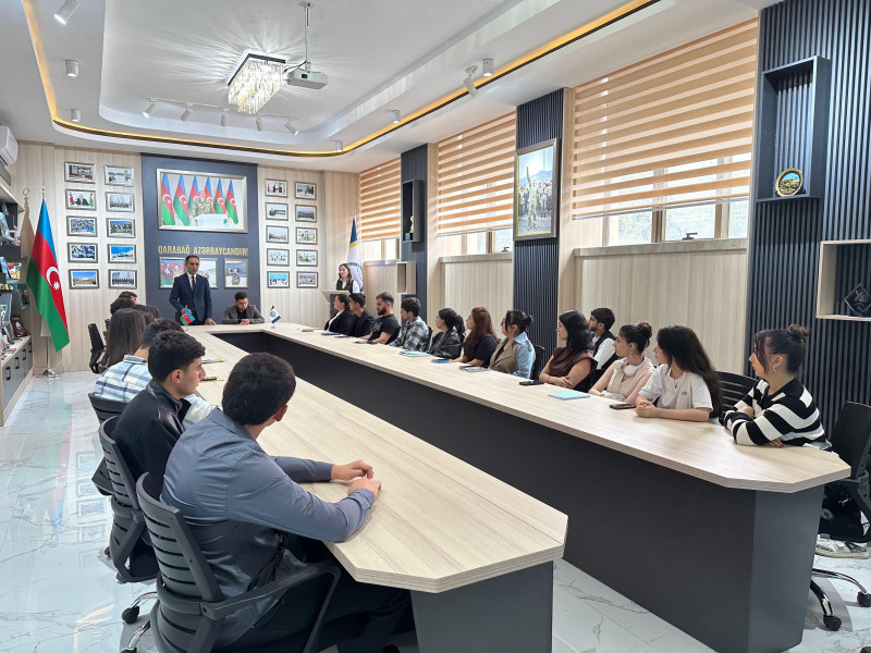 BDU-da “Müstəqilliyin səsi, suverenliyin zəfəri” adlı dəyirmi masa