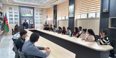 BDU-da “Müstəqilliyin səsi, suverenliyin zəfəri” adlı dəyirmi masa