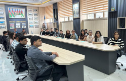 BDU-da “Müstəqilliyin səsi, suverenliyin zəfəri” adlı dəyirmi masa