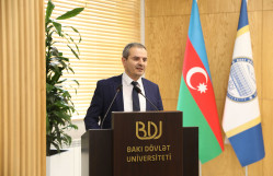 BDU-da Dövlət Suverenliyi Gününə həsr olunmuş tədbir keçirilib