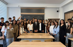 BDU Könüllüləri Şərqşünaslıq fakültəsinin  l kurs könüllüləri ilə görüş təşkil edib