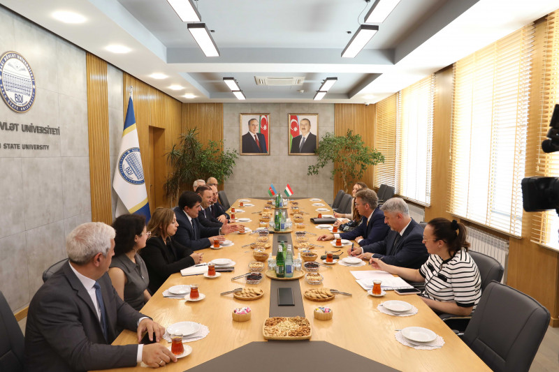 Hungarian Minister of Culture and Innovation Visits Baku State University