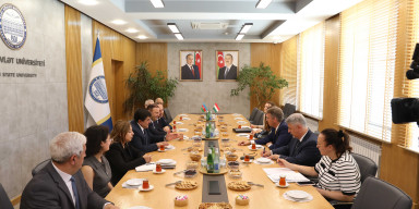 Hungarian Minister of Culture and Innovation Visits Baku State University