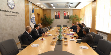 Clarivate Analytics Representatives Visit BSU