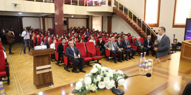 BSU Alumni Society Kicks Off Seminars with Talk on Artificial Intelligence