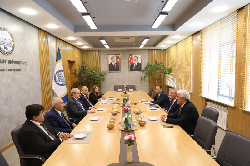 BDU və ABŞ-nin Mədəniyyət və Təhsil üzrə Nizamnaməli İnsititutu arasında anlaşma memorandumu imzalanıb