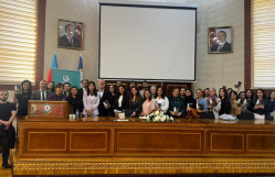 Türk yazıçısı, aktyor, hüquqşünas, millət vəkili Bahadır Yenişehirlioğlu ilə “Günümüz insanının dirçəlişi” mövzusunda görüş