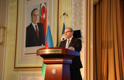 BDU-da BMT-nin 80 illik yubileyinə həsr olunmuş “Gələcəyin Gənclər Dialoqu” adlı tədbir keçirilib